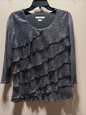 Women's Black/Silver Ruffle Long-Sleeve Top